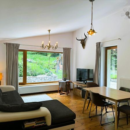Soho Lodge Rasnov Exterior photo